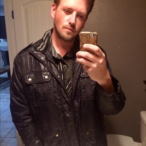 Perry Ellis puffer jacket 8 pockets 🤔 Size XXL